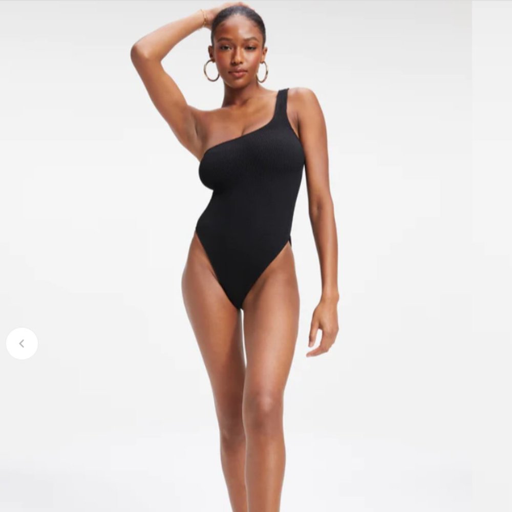 NWT Good American always fits hot shoulder one piece, Size L/XL